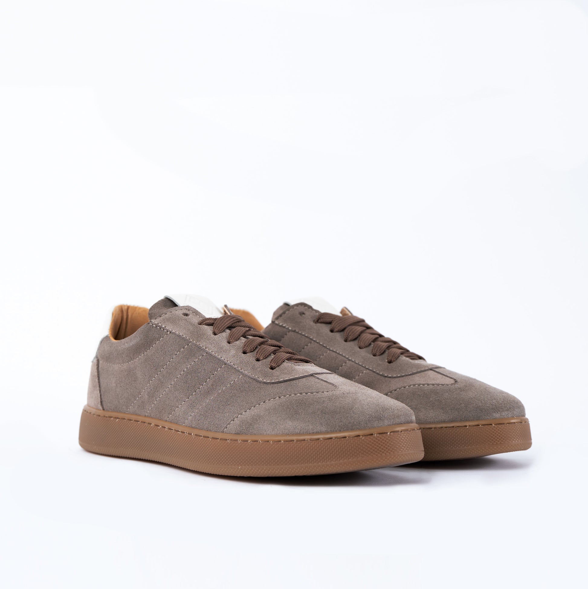 Fusion lage sneakers voor heren in zacht suède