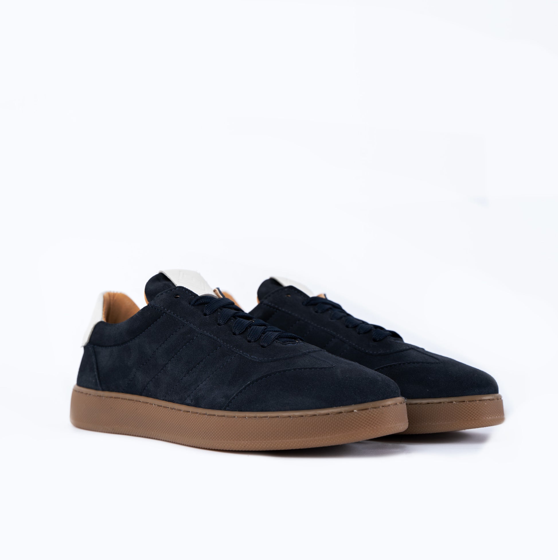 Fusion lage sneakers voor heren in zacht suède